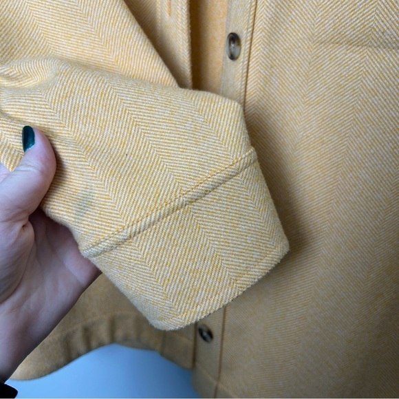 Madewell Brushed Herringbone Knit Shirt Jacket in Candle Flame Yellow - Picture 7 of 8